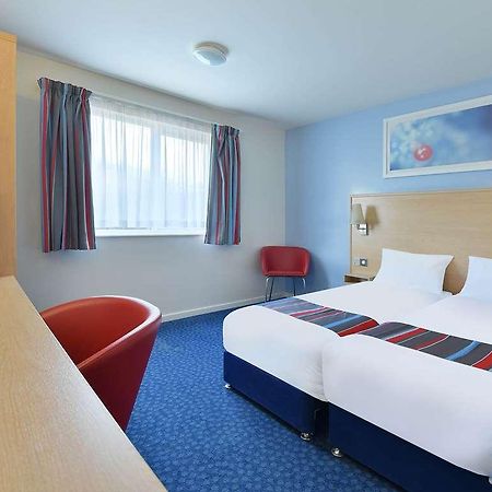 Travelodge Cirencester Pokoj fotografie