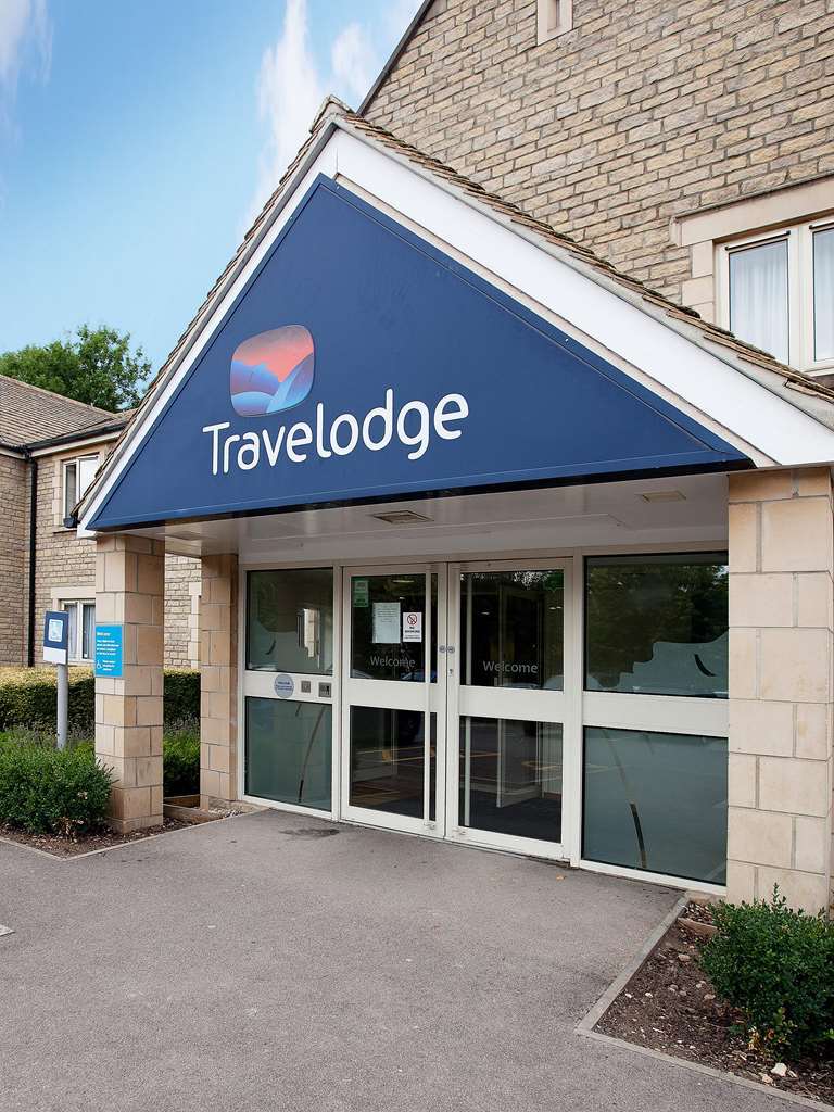 Travelodge Cirencester Exteriér fotografie