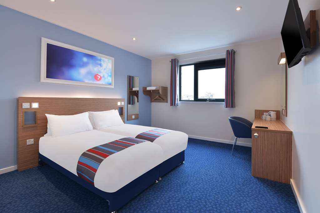 Travelodge Cirencester Pokoj fotografie